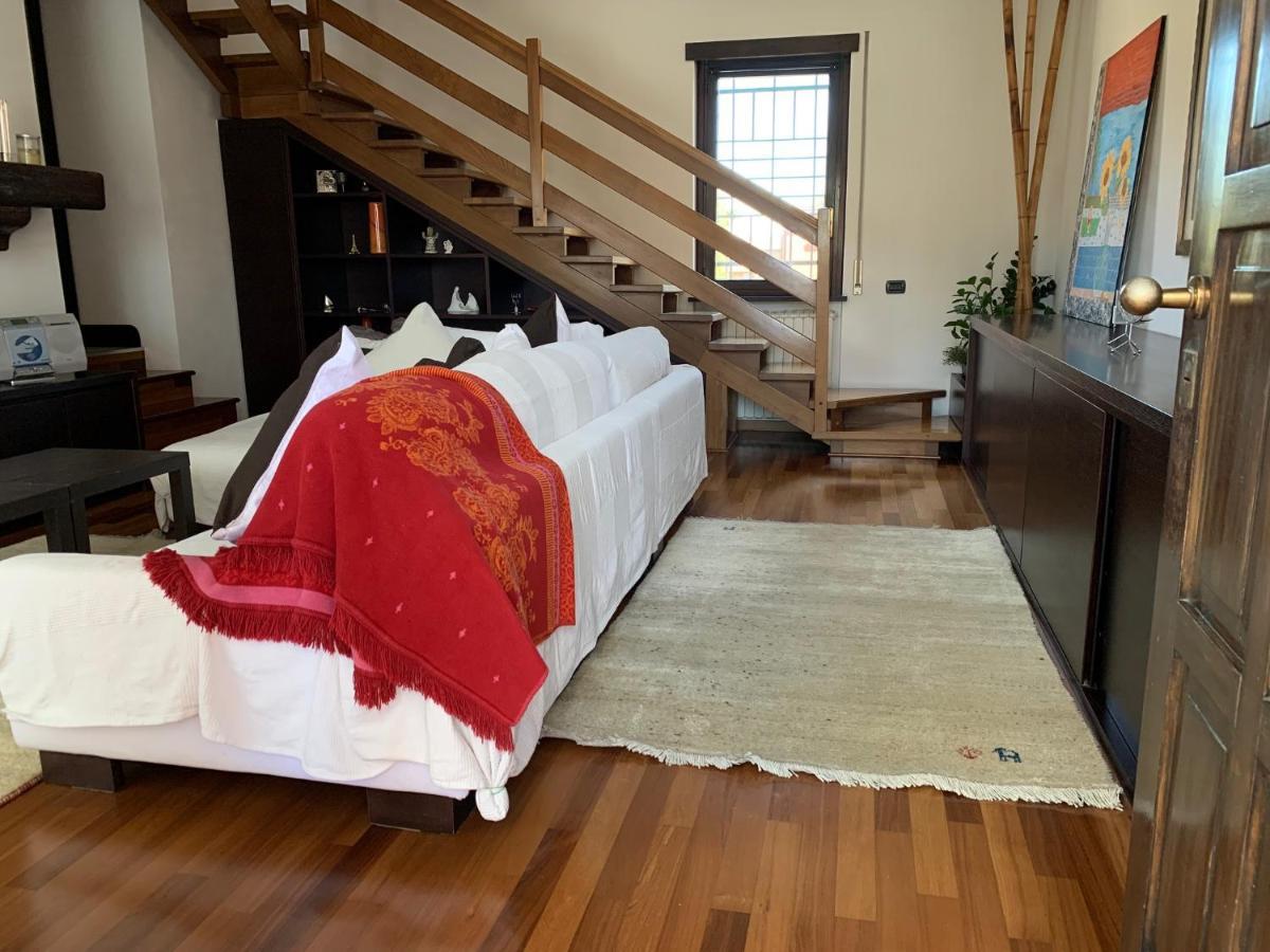 Near Como, Charming Apartment With Fireplace กรานดาเต ภายนอก รูปภาพ