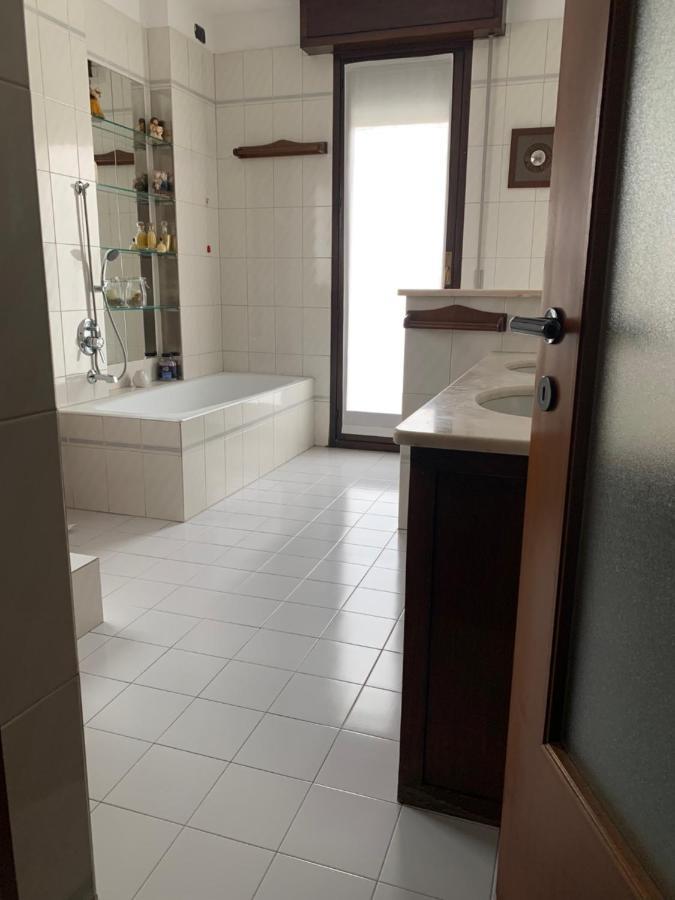 Near Como, Charming Apartment With Fireplace กรานดาเต ภายนอก รูปภาพ