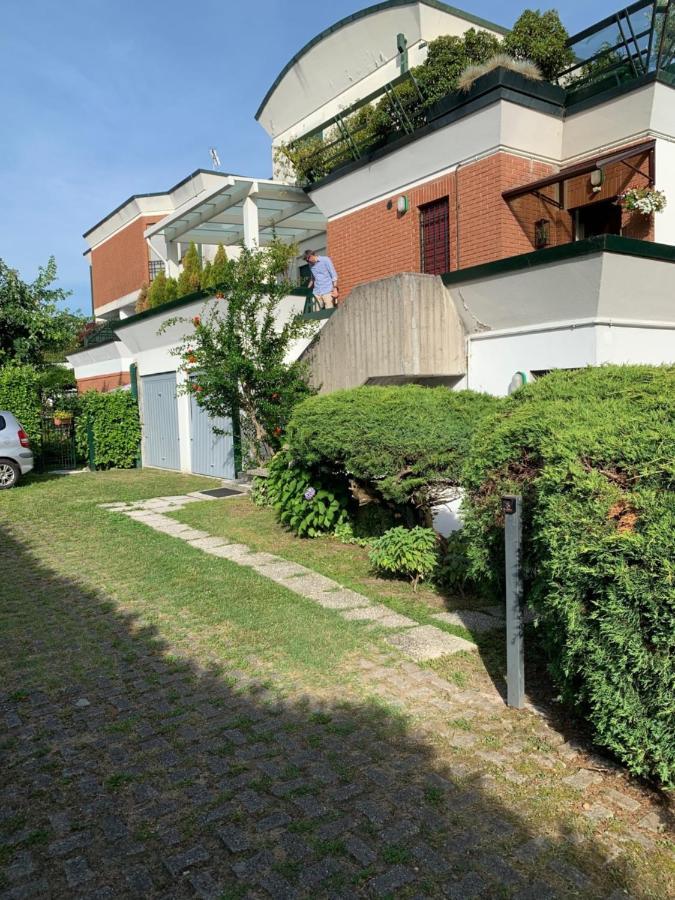 Near Como, Charming Apartment With Fireplace กรานดาเต ภายนอก รูปภาพ