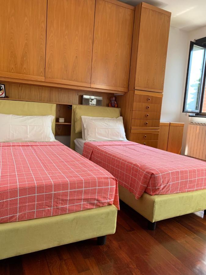 Near Como, Charming Apartment With Fireplace กรานดาเต ภายนอก รูปภาพ